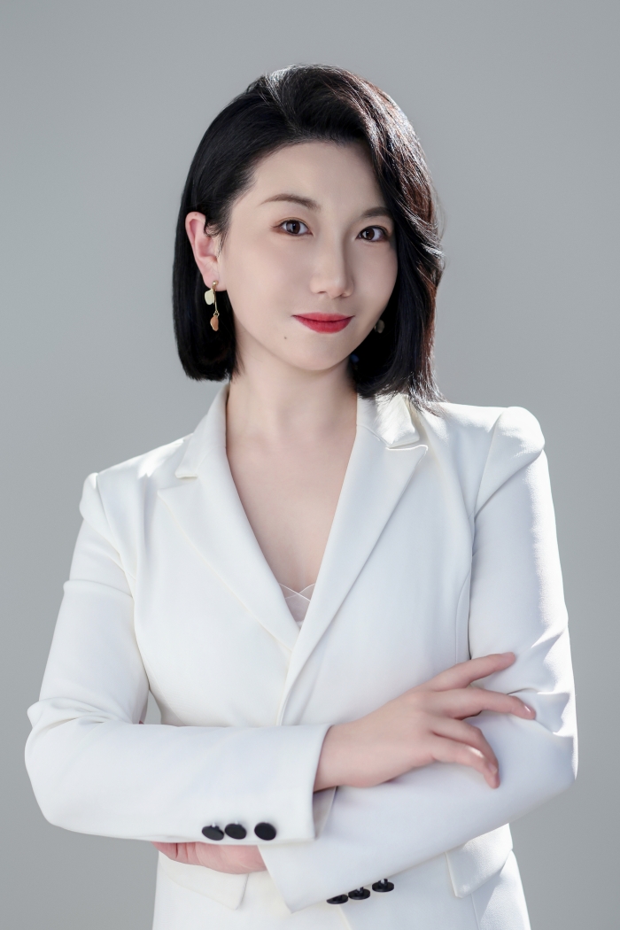 3-9王苗苗   副教授.jpg