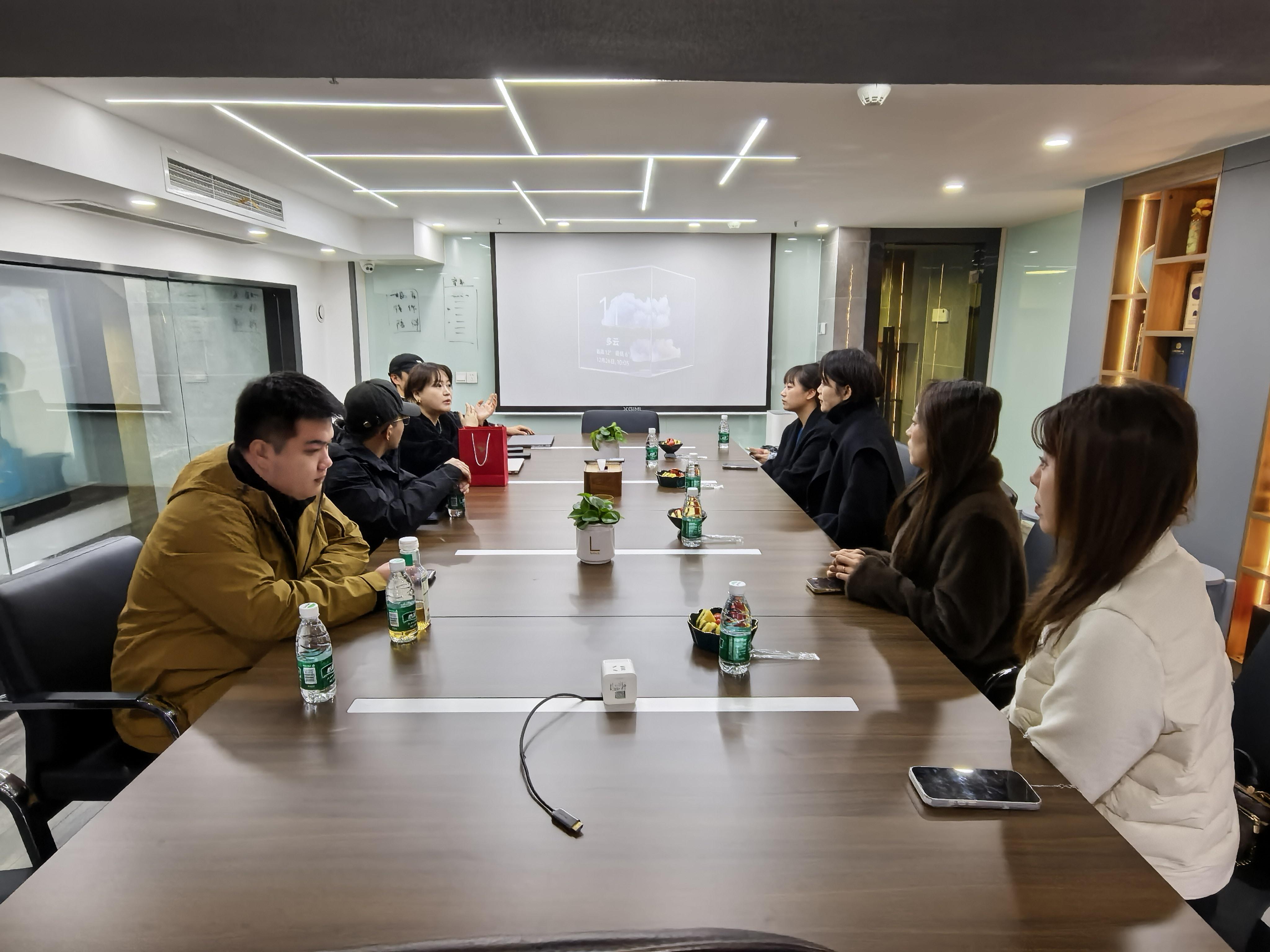 访企拓岗探需求，精准对接促就业新局